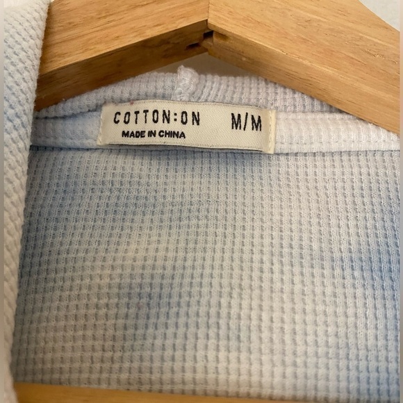 COTTON ON CLOUD CROPPED HOODIE SIZE MEDIUM - Picture 2 of 3